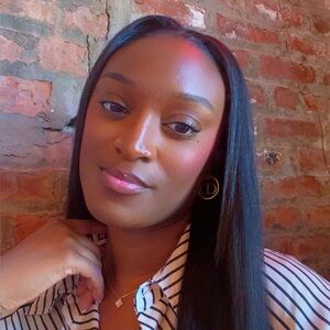 Meet your Posher, Felecia